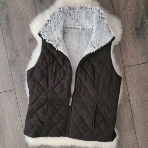 Weatherproof Reversible Vest